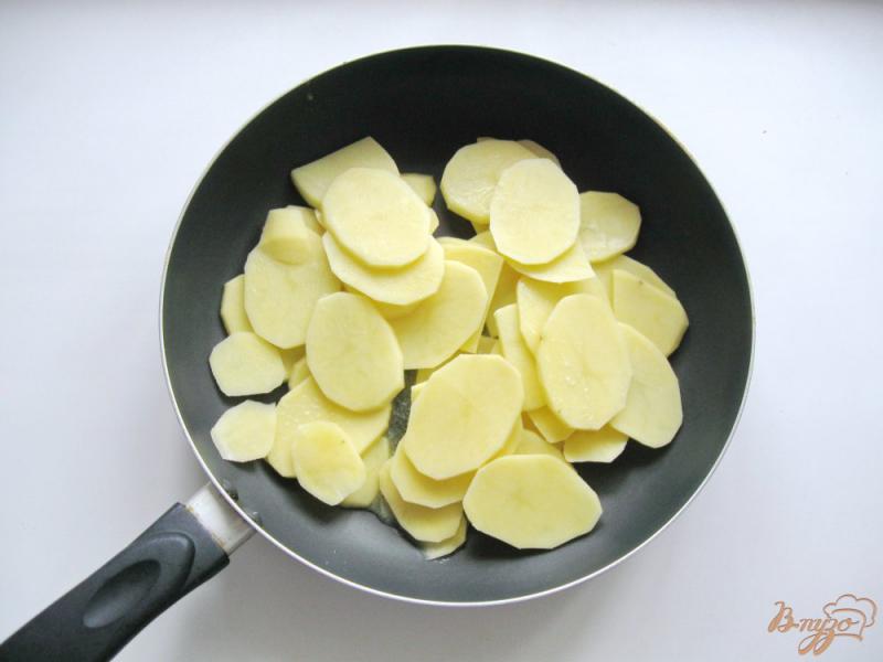 Фото приготовление рецепта: Картофель по-старомодному шаг №3