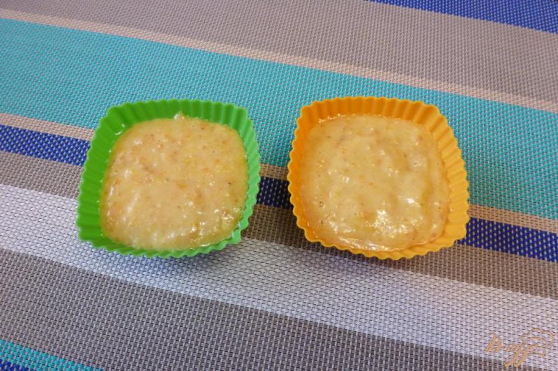 Фото приготовление рецепта: Мандариновые кексы с кардамоном шаг №6
