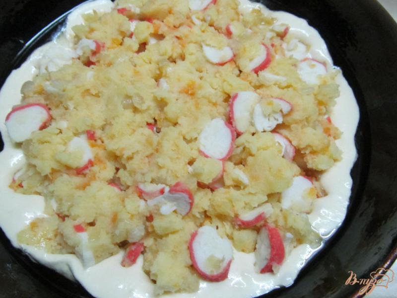 Фото приготовление рецепта: Заливной пирог на сковороде шаг №5