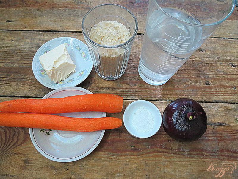 Фото приготовление рецепта: Рис с морковью шаг №1