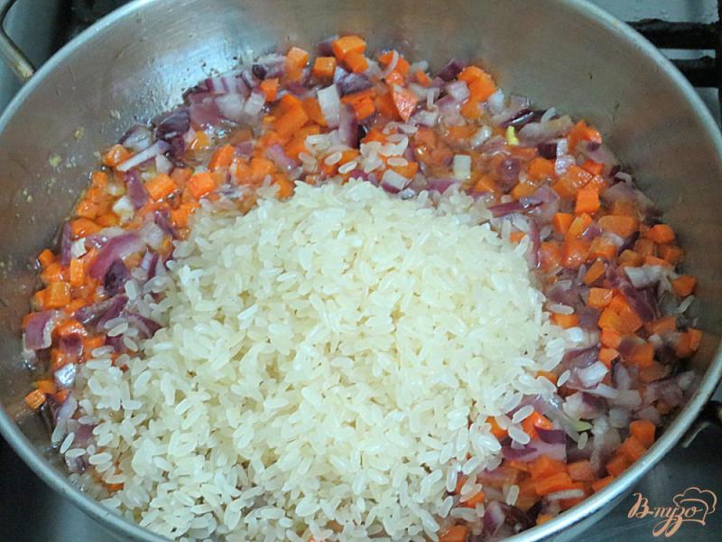 Фото приготовление рецепта: Рис с морковью шаг №5