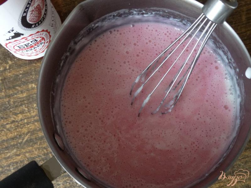 Фото приготовление рецепта: Малиновое суфле на агар-агаре шаг №3