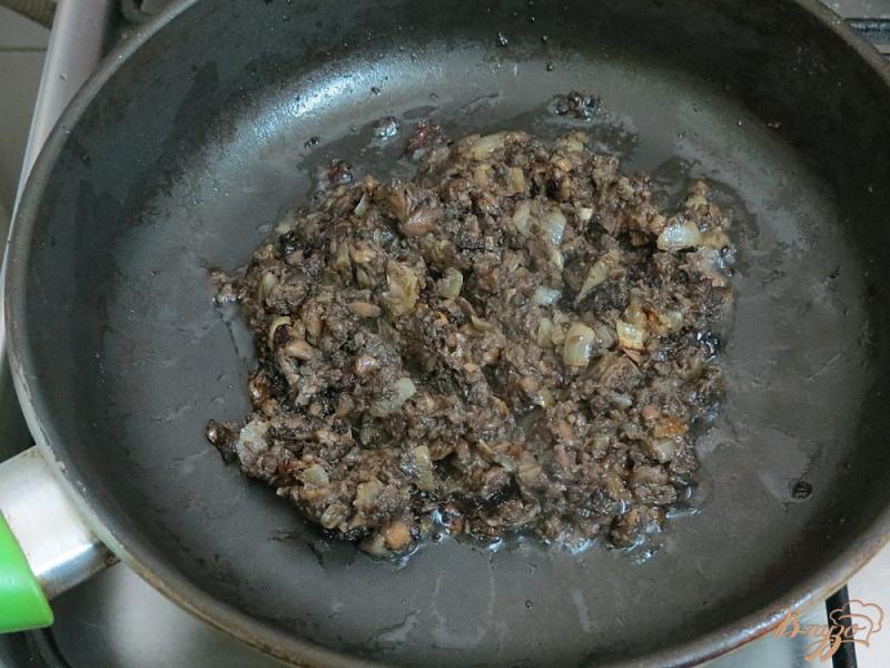 Фото приготовление рецепта: Начинка в пирожки и блинчики мясо-грибная шаг №8