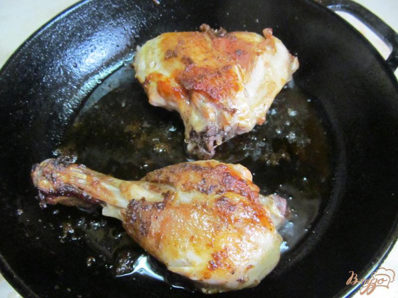 Фото приготовление рецепта: Курица под сырным соусом шаг №1