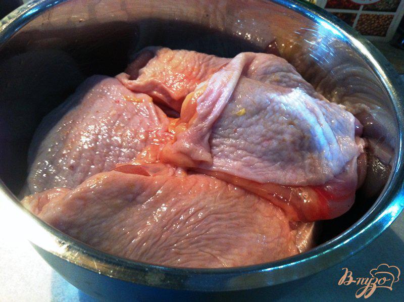 Фото приготовление рецепта: Куриные бедра сладко-острые  запеченные в духовке шаг №1