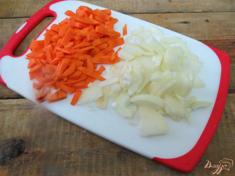 Фото приготовление рецепта: Свинина с овощами и фасолью шаг №6