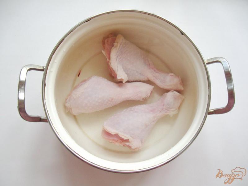 Фото приготовление рецепта: Куриный суп с  макаронами «Рожки» шаг №1