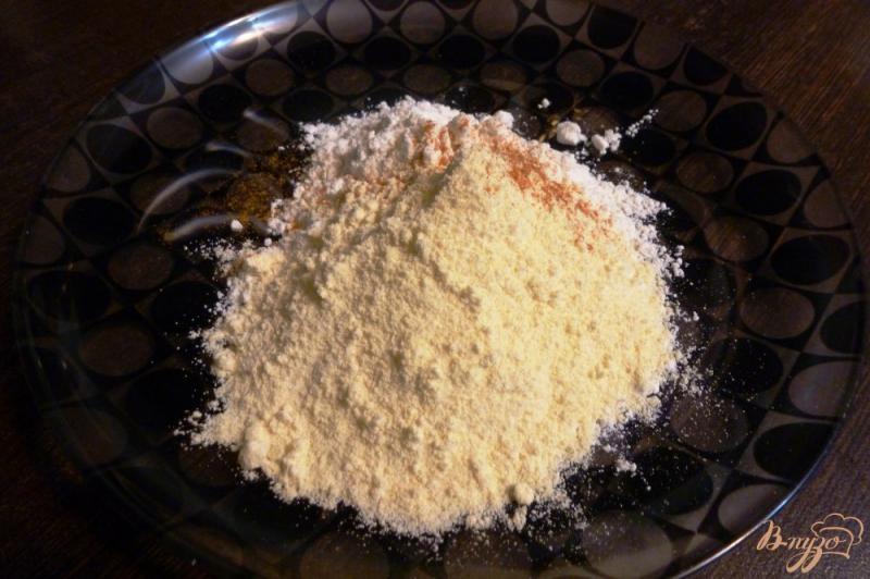 Фото приготовление рецепта: Жаренная куриная печень, маринованная в сметане шаг №3