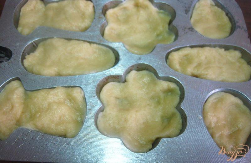 Фото приготовление рецепта: Печенье со сгущенным молоком и орехами шаг №8