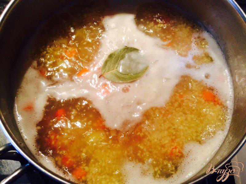 Фото приготовление рецепта: Суп из чечевицы и кролика для деток шаг №3