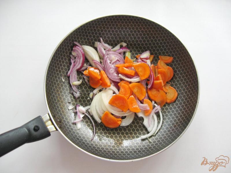 Фото приготовление рецепта: Суп-пюре с картофелем и тыквой шаг №3