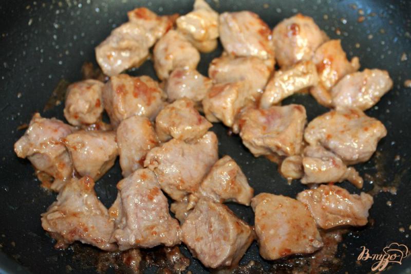 Фото приготовление рецепта: Жаркое со свининой и болгарским перцем шаг №1
