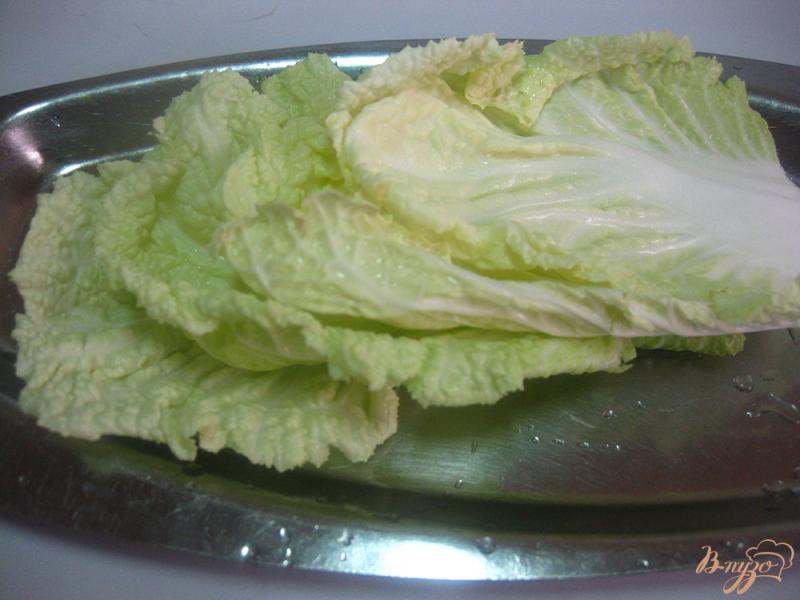 Фото приготовление рецепта: Фаршированные листья пекинской капусты шаг №5
