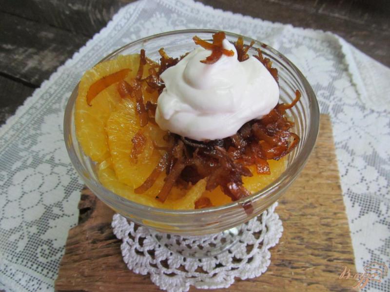 Фото приготовление рецепта: Апельсиновый десерт с карамельной цедрой шаг №9