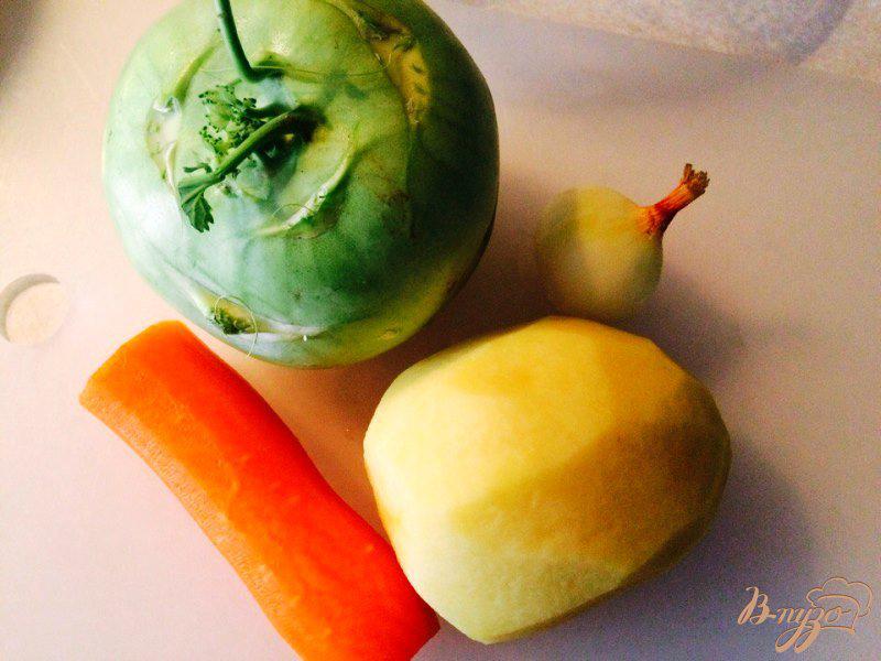 Фото приготовление рецепта: Овощное рагу с капустой кольраби и телятиной для деток шаг №1
