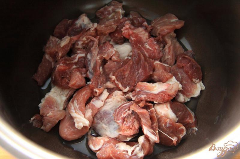 Фото приготовление рецепта: Плов со свининой в мультиварке шаг №1
