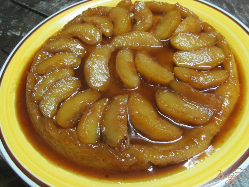 Фото приготовление рецепта: Яблочный пирог шаг №13