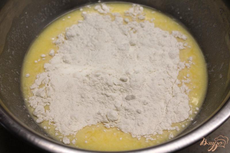 Фото приготовление рецепта: Блины сырные на простокваше шаг №3