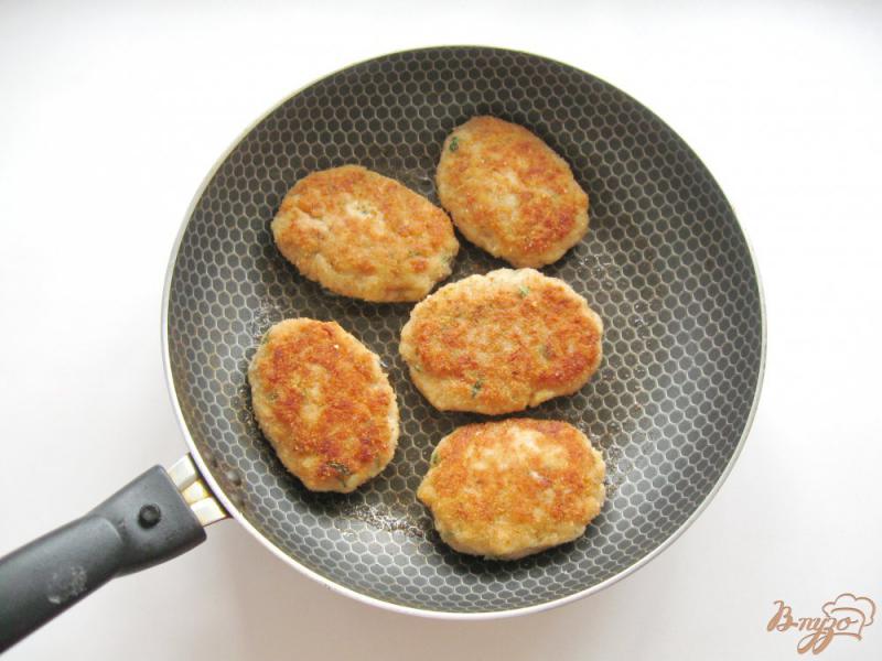 Фото приготовление рецепта: Котлеты с картофелем без яиц шаг №6