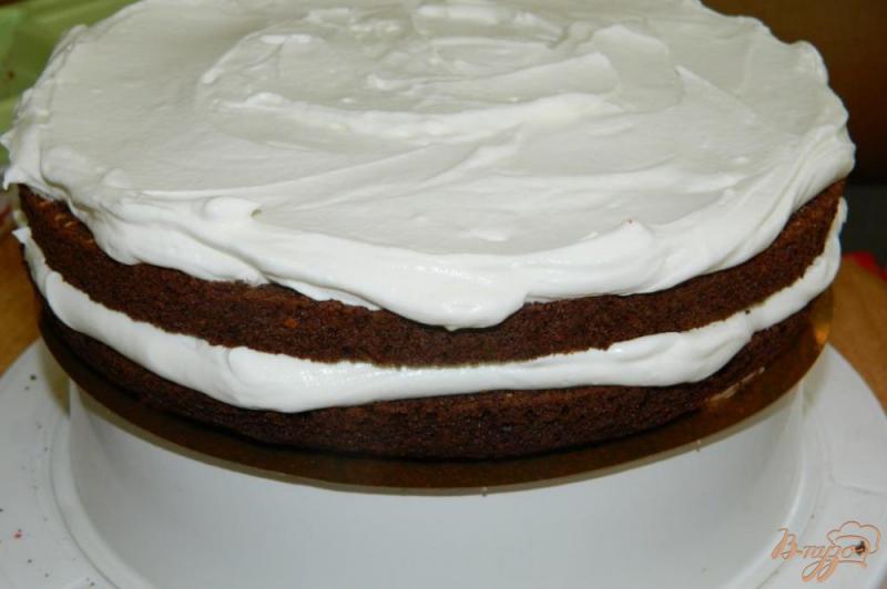 Фото приготовление рецепта: Шоколадно-сливочный торт шаг №5