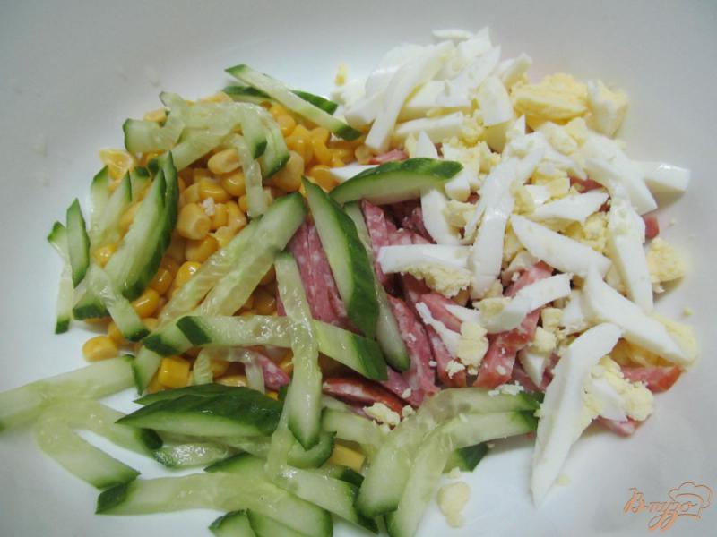 Фото приготовление рецепта: Салат «салями» шаг №2
