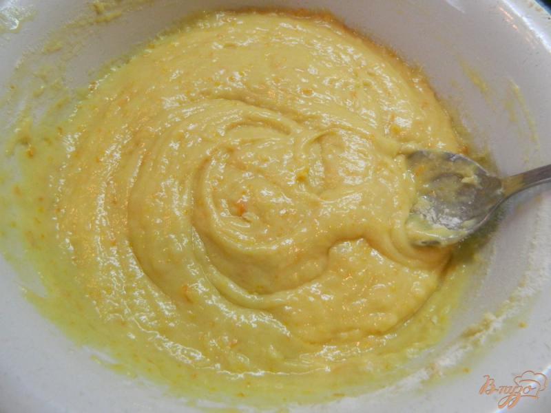 Фото приготовление рецепта: Апельсиновый кекс шаг №5