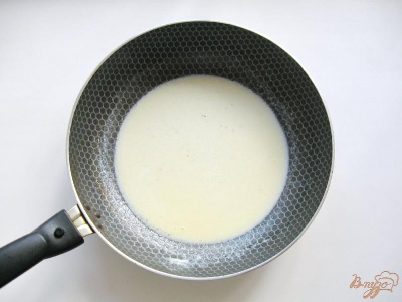 Фото приготовление рецепта: Тефтели с капустой в белом соусе шаг №7