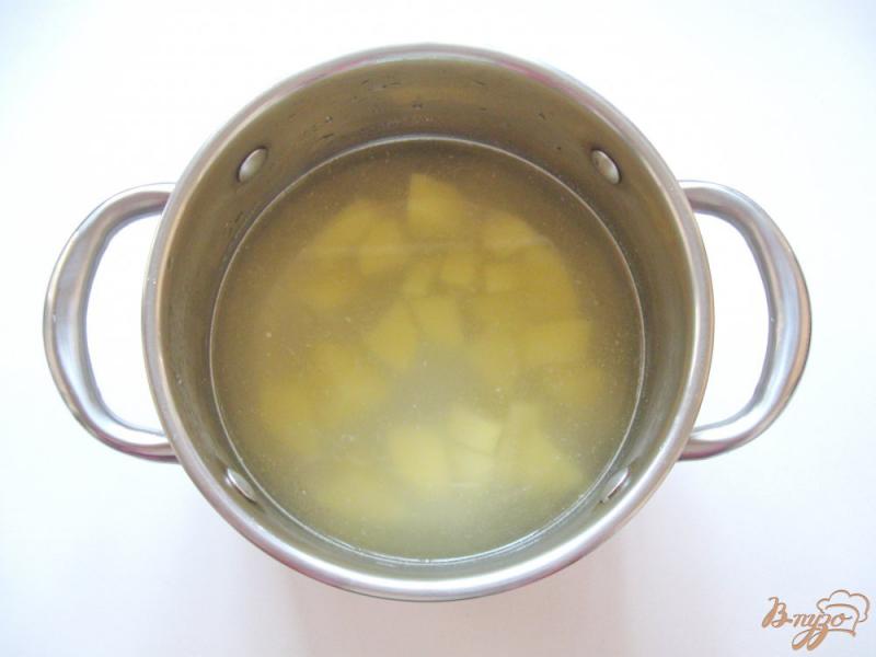 Фото приготовление рецепта: Гречневый суп на курином бульоне шаг №1