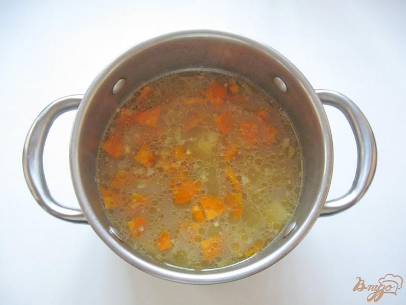 Фото приготовление рецепта: Гречневый суп на курином бульоне шаг №5