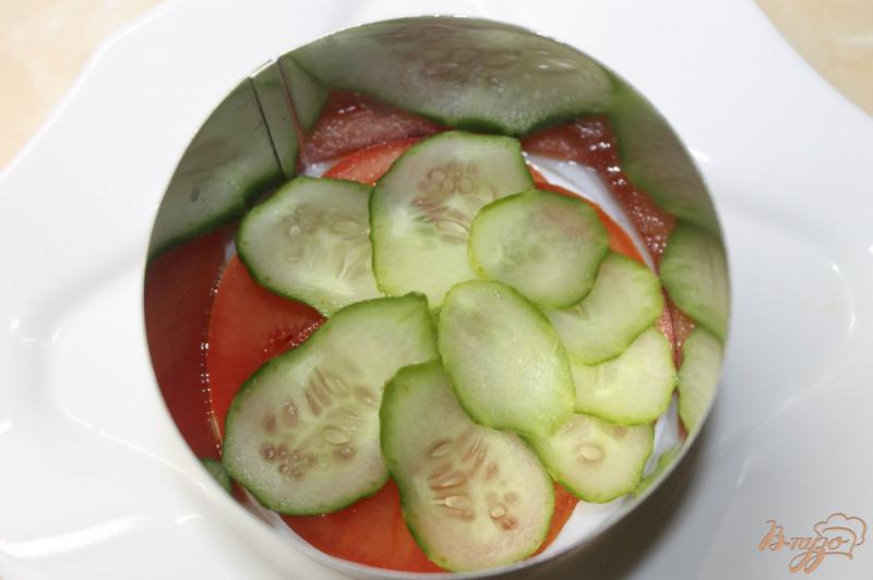 Фото приготовление рецепта: Овощной салат с фетой в кунжуте шаг №2