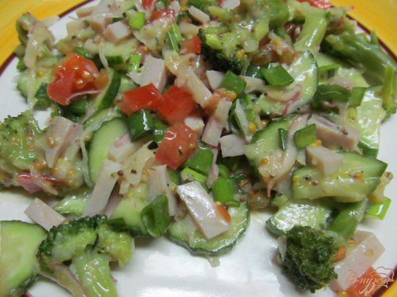 Фото приготовление рецепта: Салат с бужениной и брокколи шаг №8