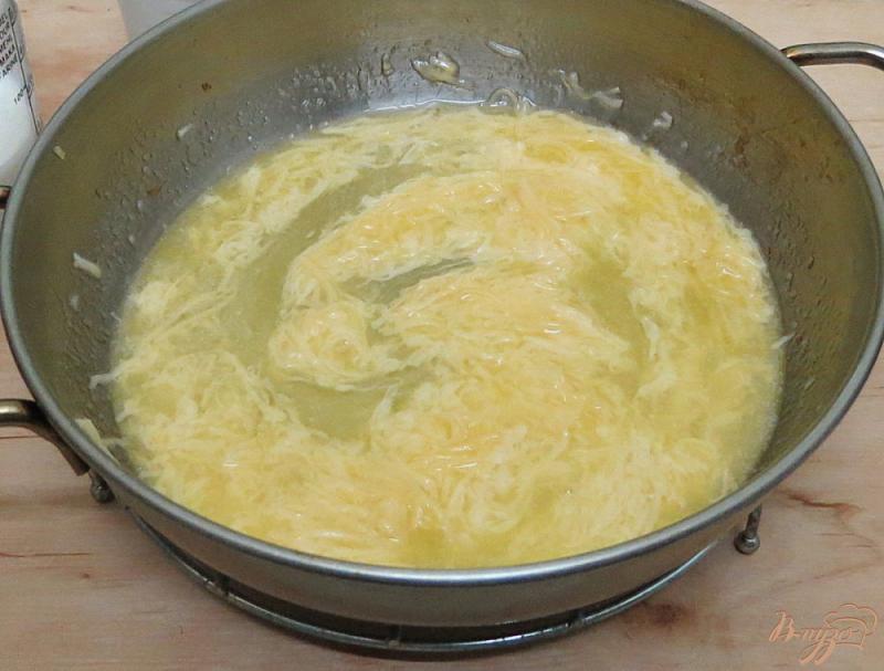 Фото приготовление рецепта: Рис со шпинатом в сливочном соусе шаг №5
