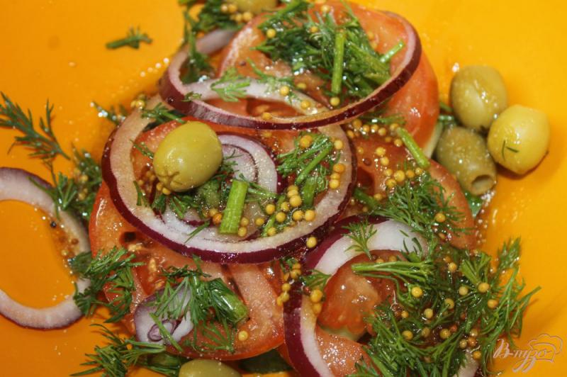 Фото приготовление рецепта: Овощной салат с зеленью и фетой шаг №7