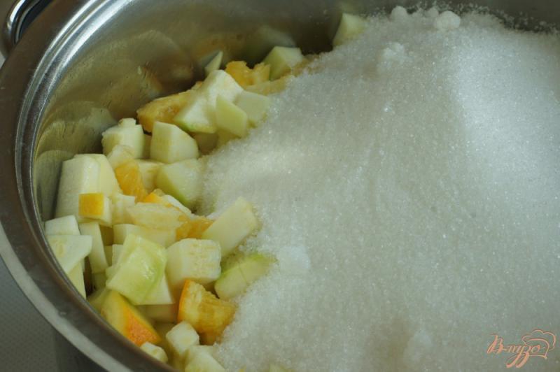 Фото приготовление рецепта: Варенье из кабачов с лимоном и апельсином шаг №4