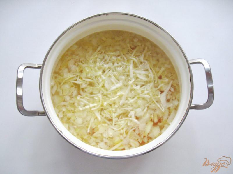 Фото приготовление рецепта: Овощной суп с вермишелью шаг №4