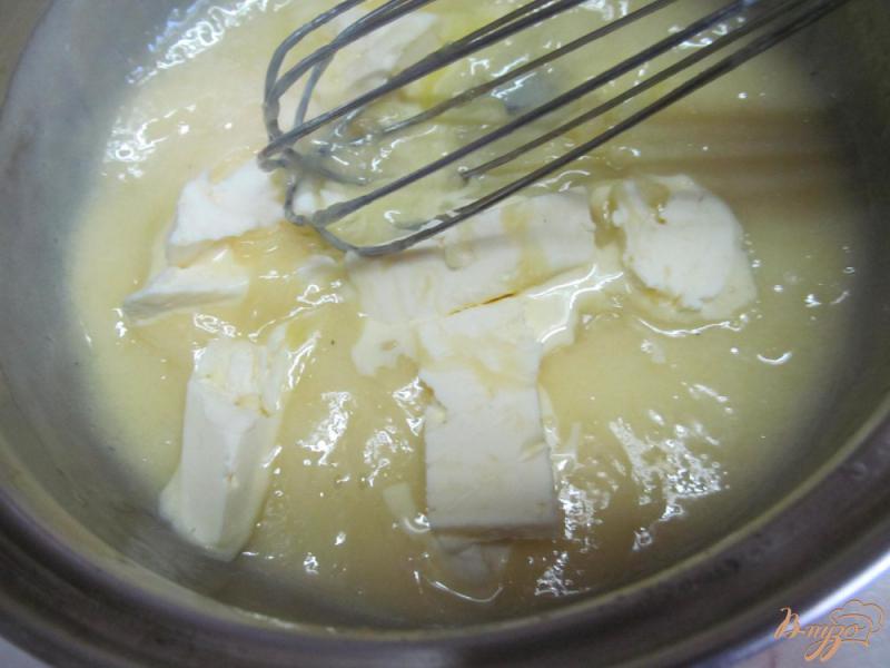 Фото приготовление рецепта: Кексы с лимонным кремом шаг №2