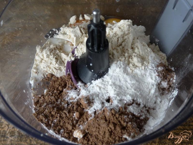Фото приготовление рецепта: Диетический тортик шоколадно-шоколадный шаг №2