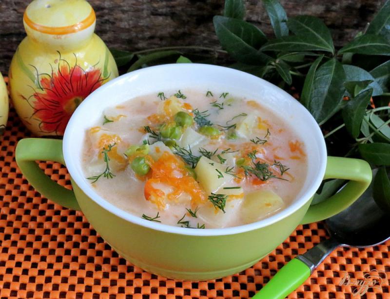 Фото приготовление рецепта: Суп овощной с тыквой и горошком шаг №8