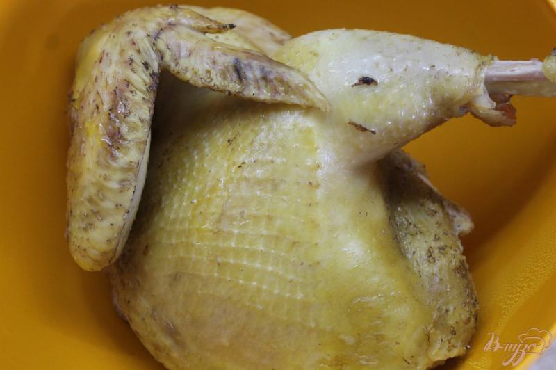 Фото приготовление рецепта: Запеченная курица с чесноком и картофелем шаг №1