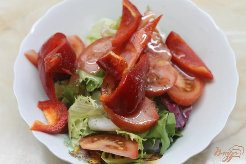 Фото приготовление рецепта: Весенний витаминный салат шаг №3