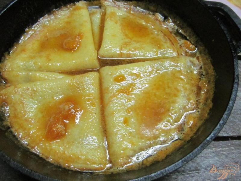 Фото приготовление рецепта: Блинчики с мандариновым соусом шаг №10
