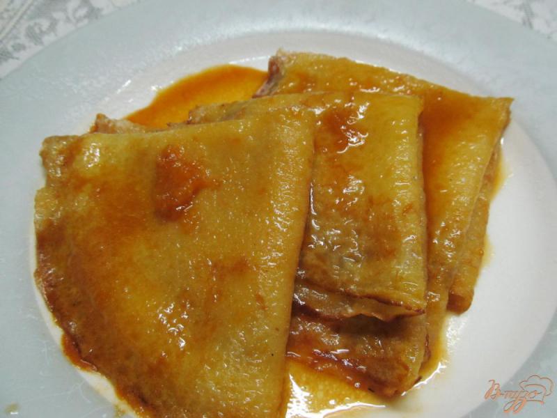 Фото приготовление рецепта: Блинчики с мандариновым соусом шаг №11