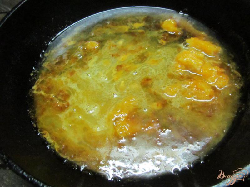 Фото приготовление рецепта: Блинчики с мандариновым соусом шаг №9