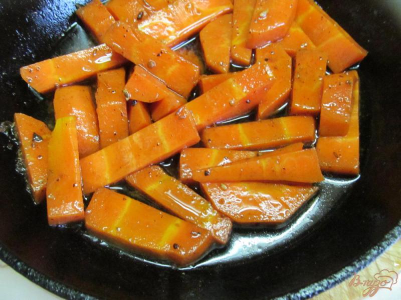 Фото приготовление рецепта: Пряная морковь шаг №4