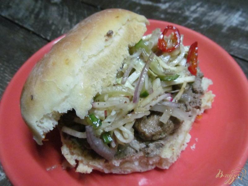 Фото приготовление рецепта: Вьетнамский бутерброд «Бан Ми» шаг №8