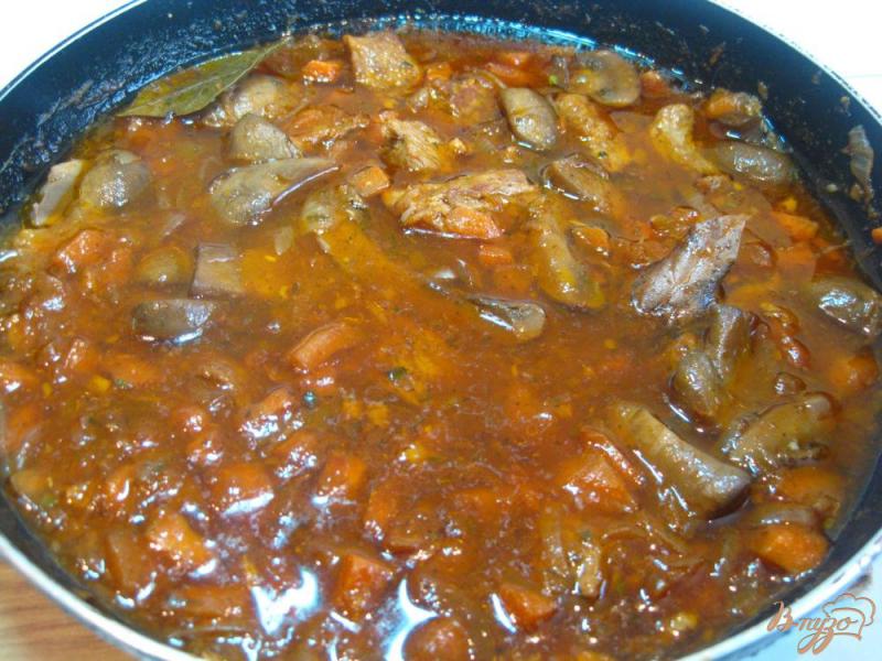 Фото приготовление рецепта: Гречневая лапша с говядиной в остром соусе шаг №14