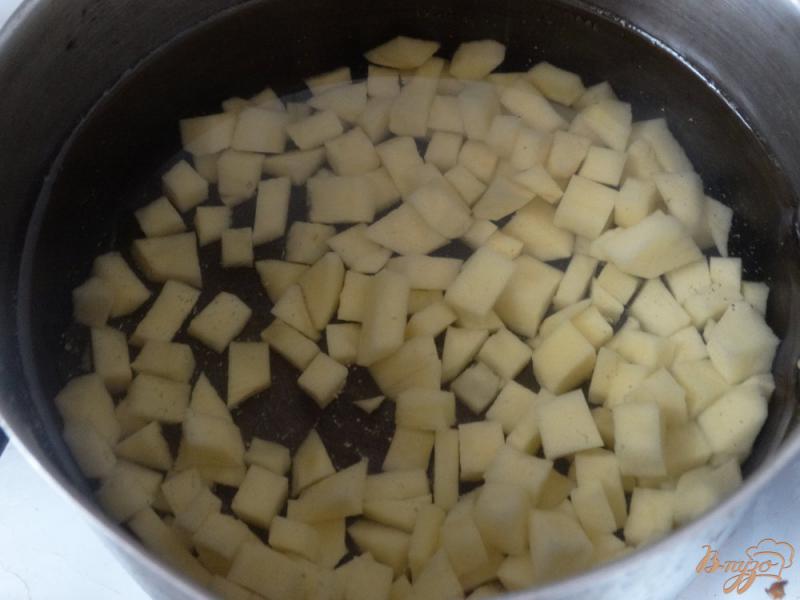 Фото приготовление рецепта: Овсяный суп с фрикадельками шаг №1