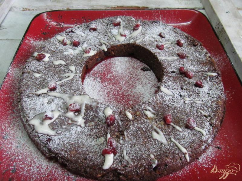 Фото приготовление рецепта: Рождественский шоколадный пирог шаг №11