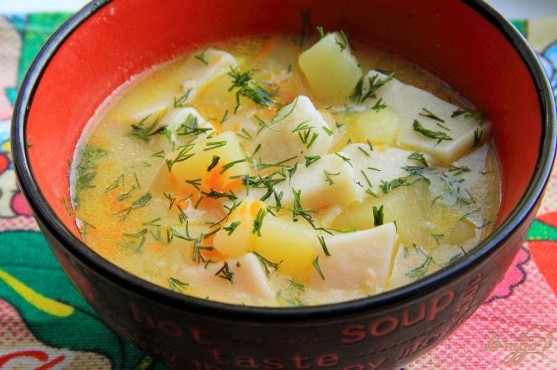 Фото приготовление рецепта: Сырный суп с галушками в мультиварке шаг №13