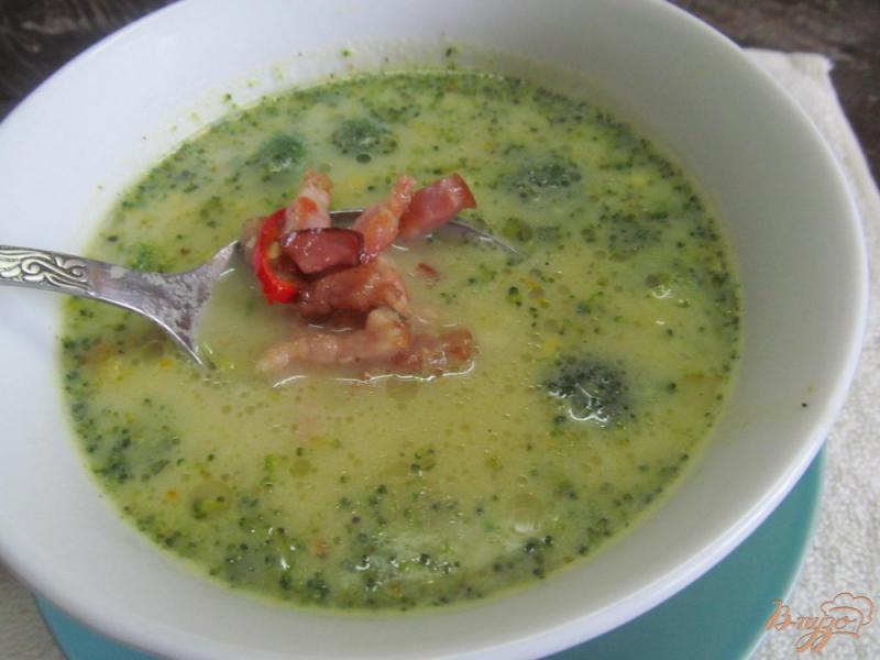 Фото приготовление рецепта: Картофельный суп пюре с брокколи шаг №6